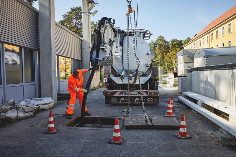 Czyszczenie separatorów myjni samochodowych